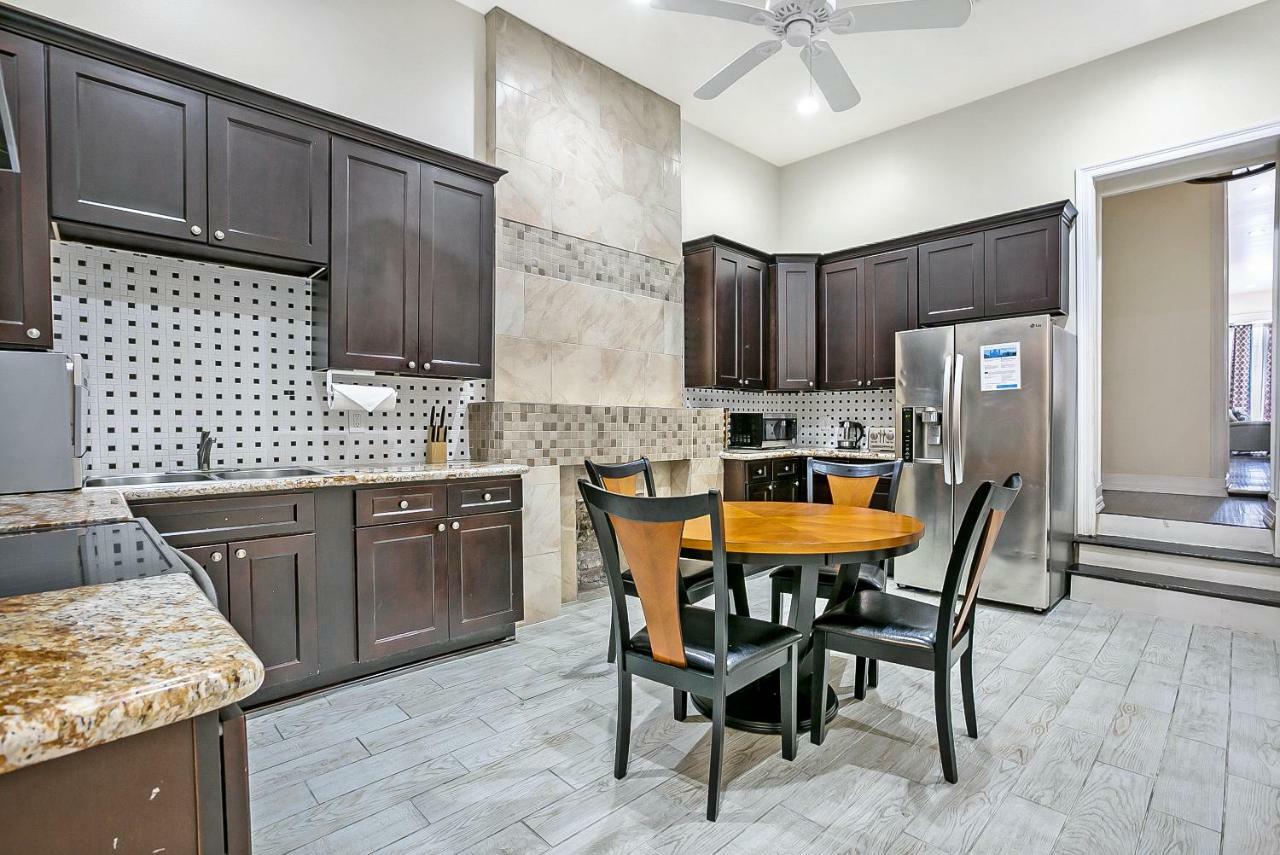 Stylish 4Br Condo In Downtown By Hosteeva 新奥尔良 外观 照片